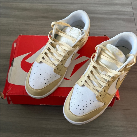 Nike White and Beige Sneakers